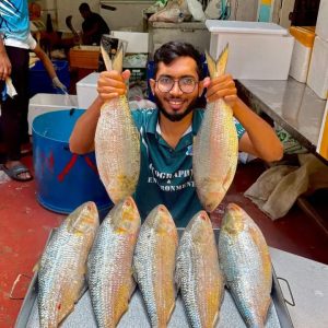 ৫ পিস মাছে ৫ কেজি ২৫০০ টাকা